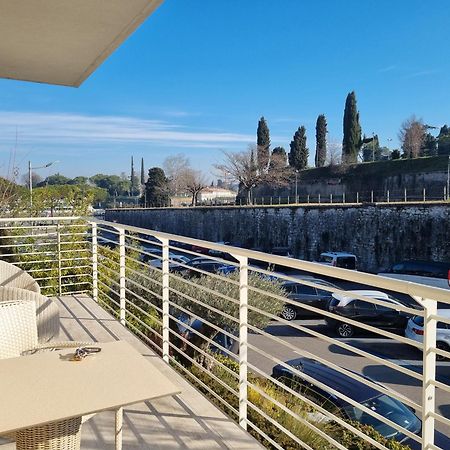 Aura Mura Peschiera del Garda Luaran gambar