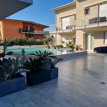 Aura Mura Peschiera del Garda Luaran gambar